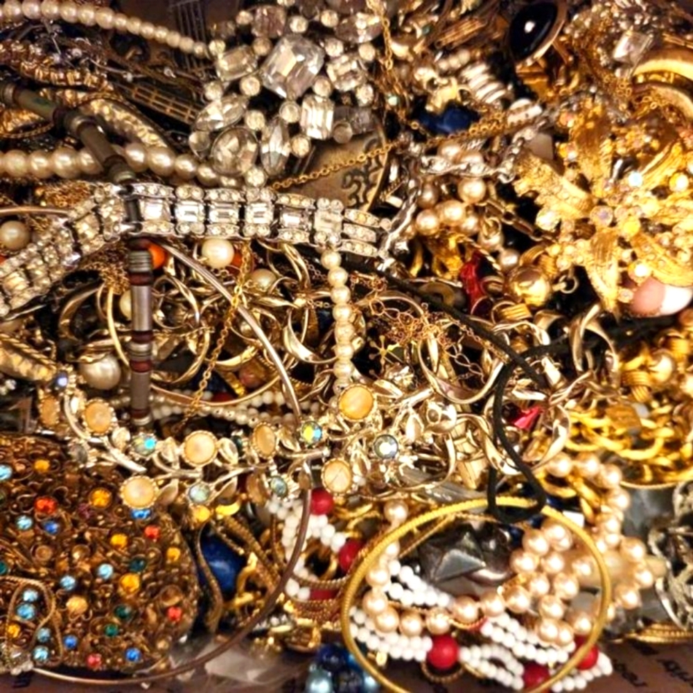 Random Jewelry Lot